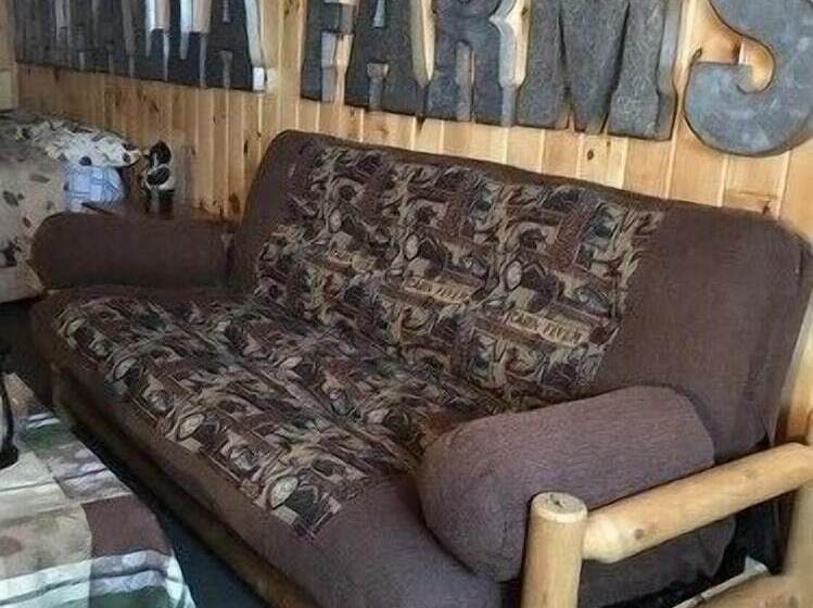 Valhalla Hillside Inn