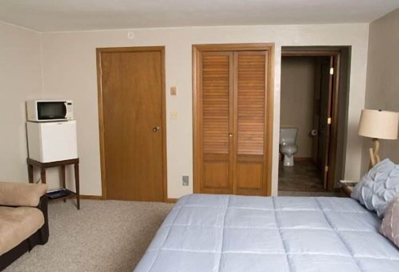 Valhalla Hillside Inn