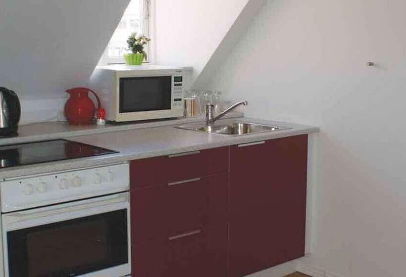 مبيت وإفطار Ab Centrum