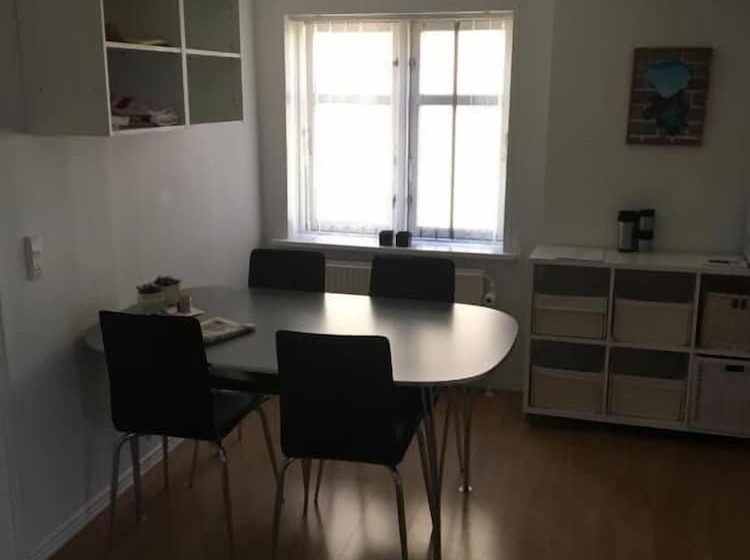 مبيت وإفطار Ab Centrum