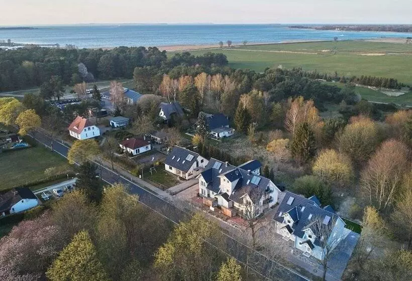 Freester Kapitanshauser