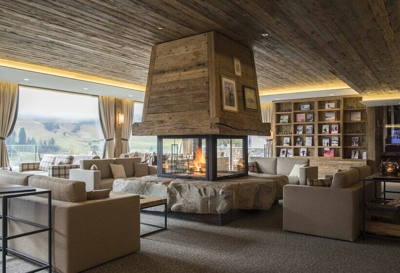 Hotel De Rougemont & Spa