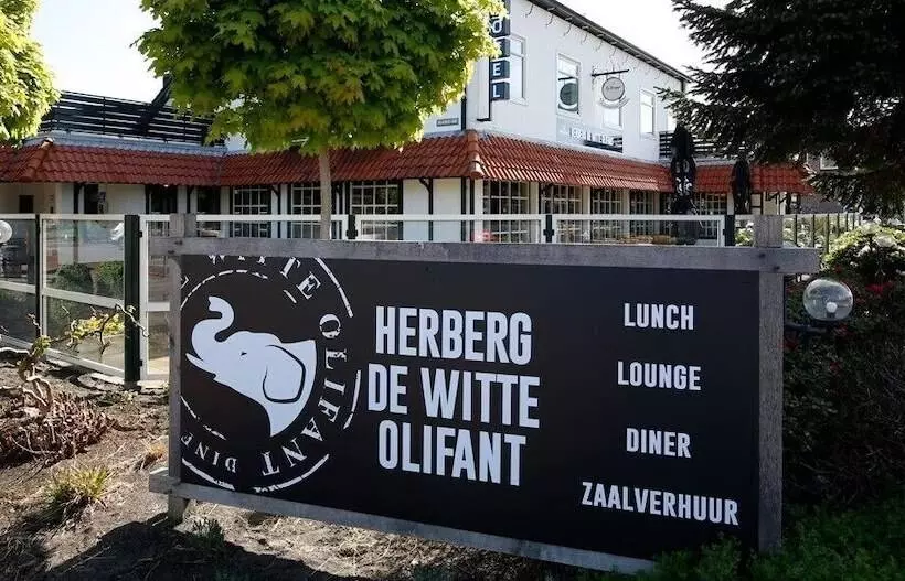 Hotelli Herberg De Witte Olifant