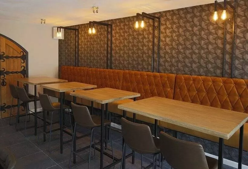 Hotelli Herberg De Witte Olifant