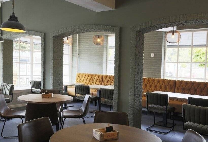 בית מלון כפרי Herberg De Witte Olifant