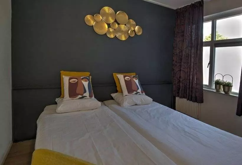 Hotelli Herberg De Witte Olifant