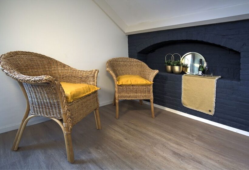 בית מלון כפרי Herberg De Witte Olifant