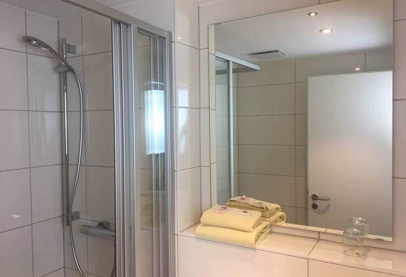 Main Kinzig Hotel Am Limes