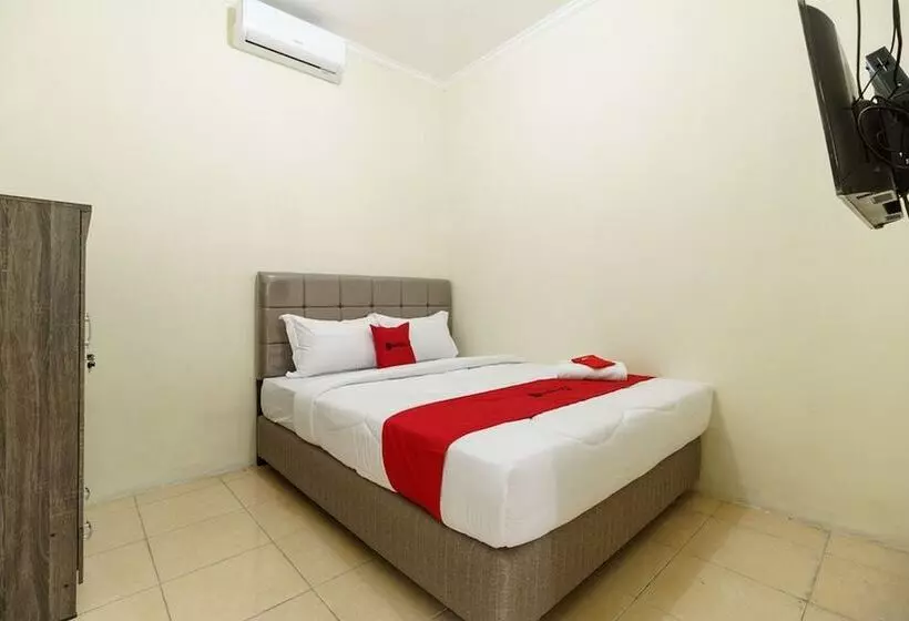 Hotelli Reddoorz Syariah Near Rs Mitra Keluarga Depok