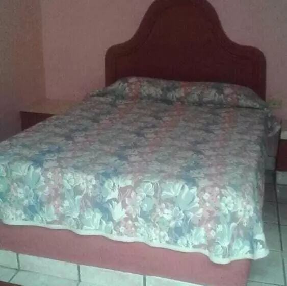 Hotelli Siesta Santuario