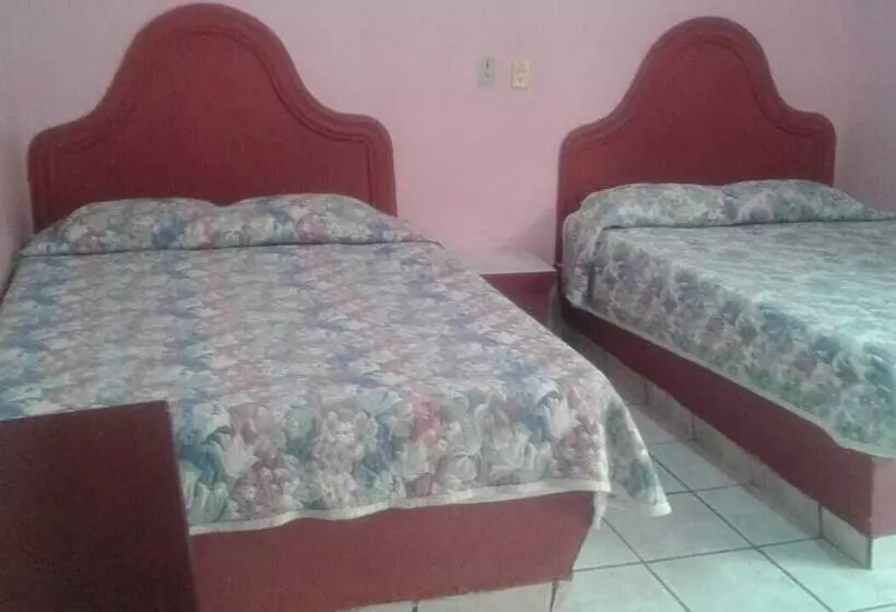 Hotelli Siesta Santuario