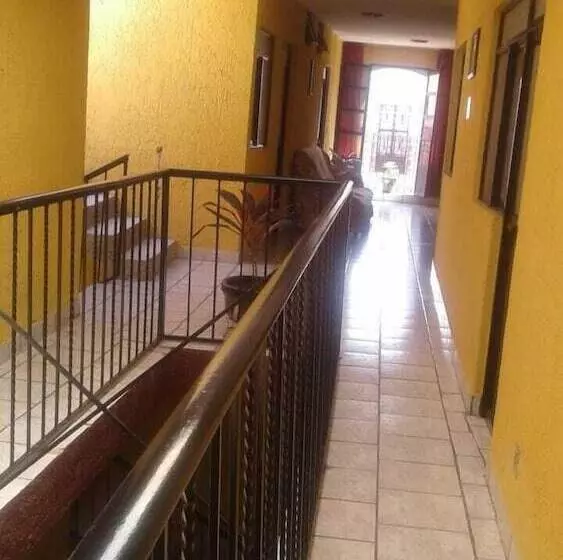 Hotelli Siesta Santuario