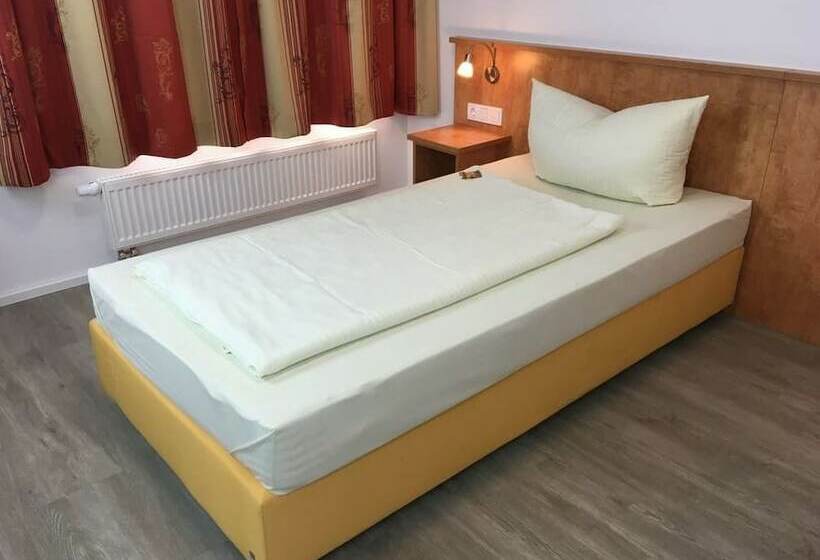 Main Kinzig Hotel Am Limes