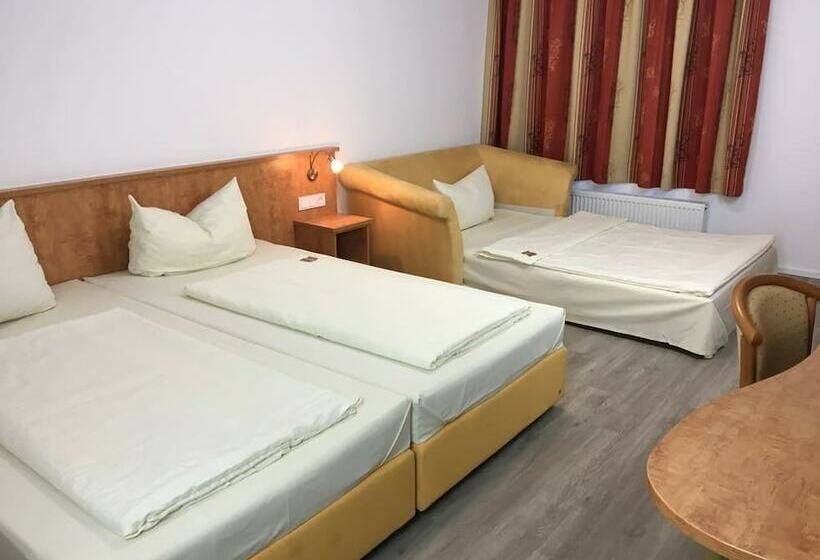 Main Kinzig Hotel Am Limes