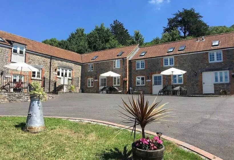 Webbington Farm Holiday Cottages