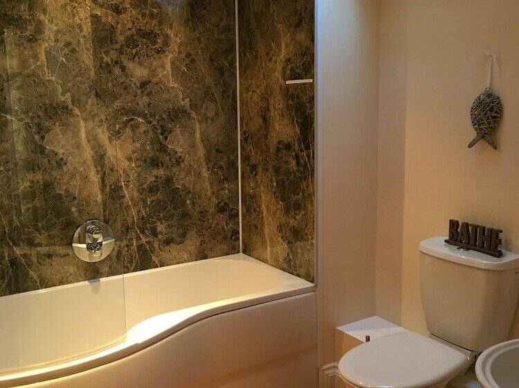 Webbington Farm Holiday Cottages