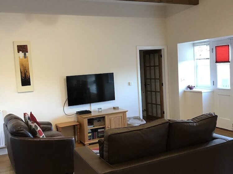 Webbington Farm Holiday Cottages