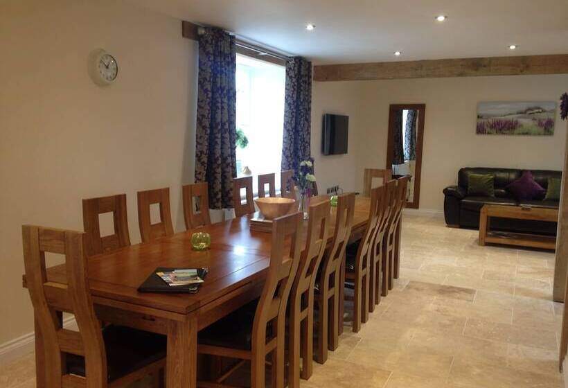 Webbington Farm Holiday Cottages