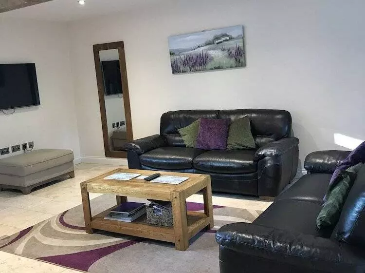 Webbington Farm Holiday Cottages