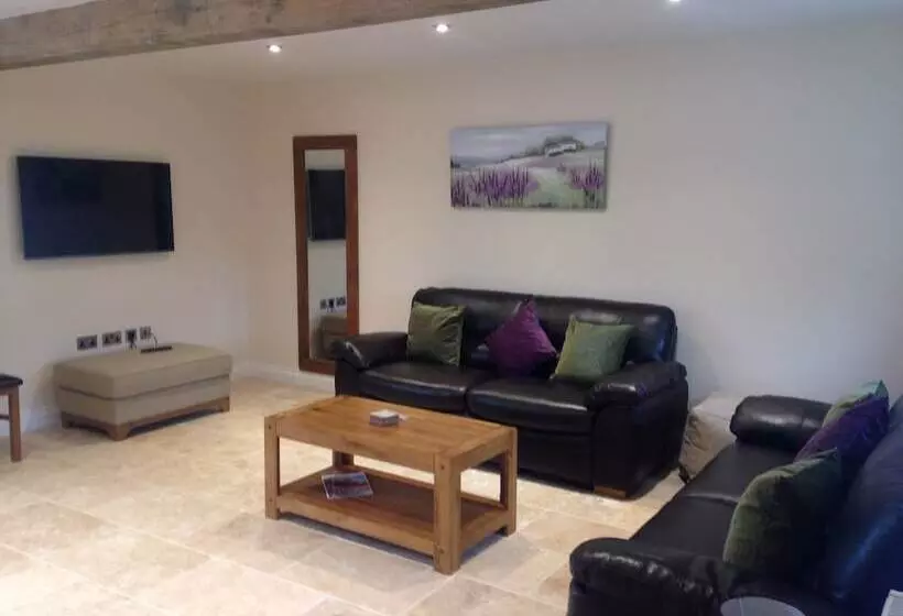 Webbington Farm Holiday Cottages