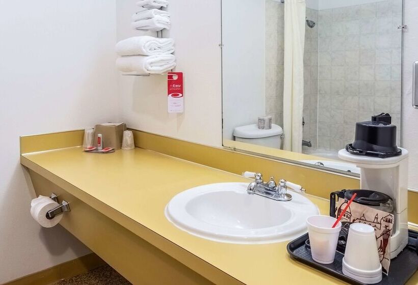 酒店 Econo Lodge Prineville