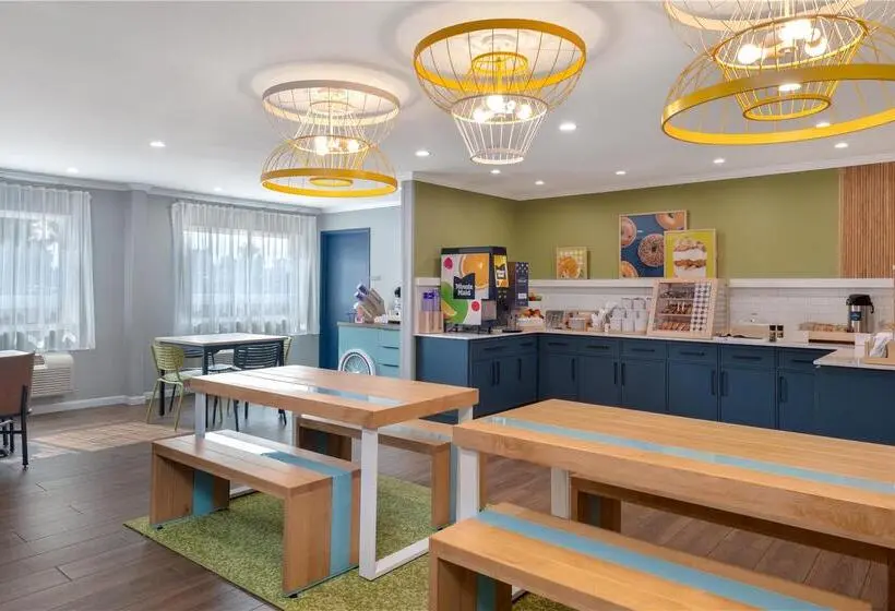 ホテル Gateway Inn & Suites Eugene Springfield