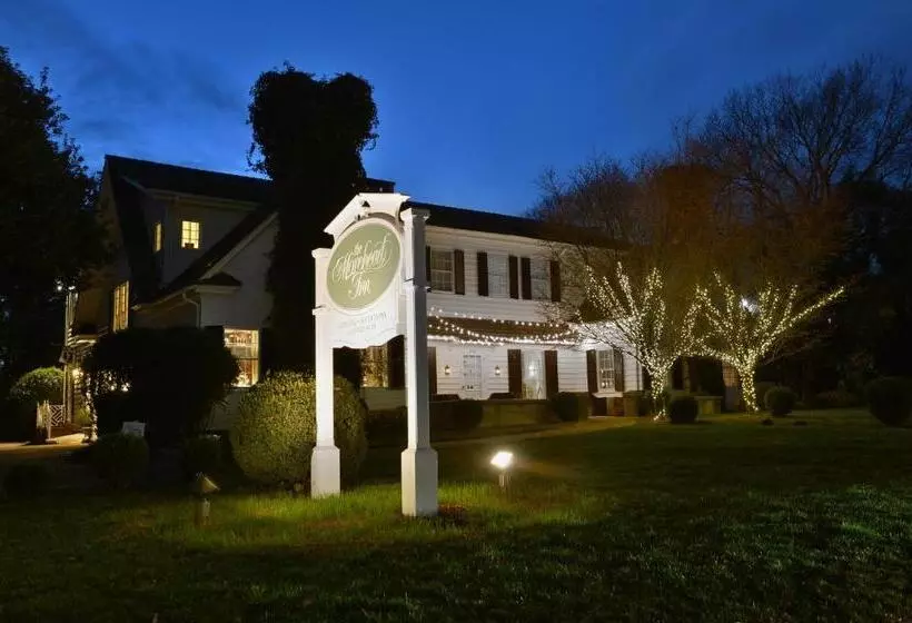 ホテル The Morehead Inn