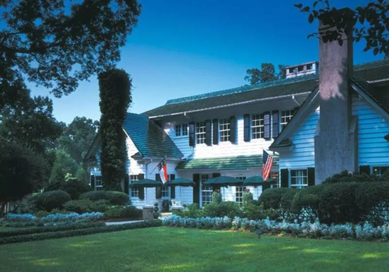 ホテル The Morehead Inn