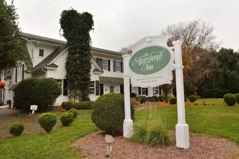 ホテル The Morehead Inn