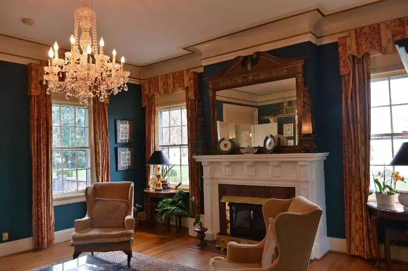 ホテル The Morehead Inn