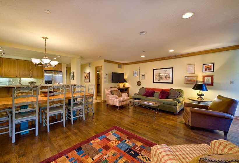 هتل Vail S Mountain Haus At The Covered Bridge