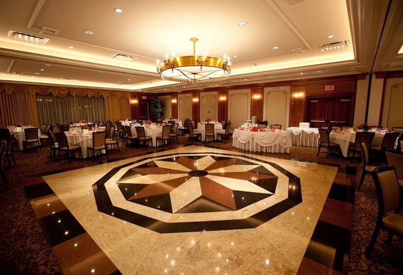 호텔 Norwalk Inn & Conference Center