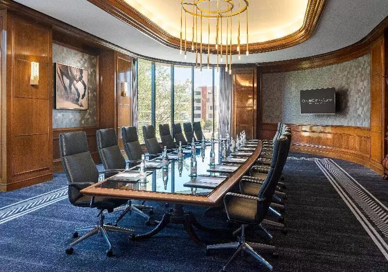 בית מלון כפרי Omni Las Colinas