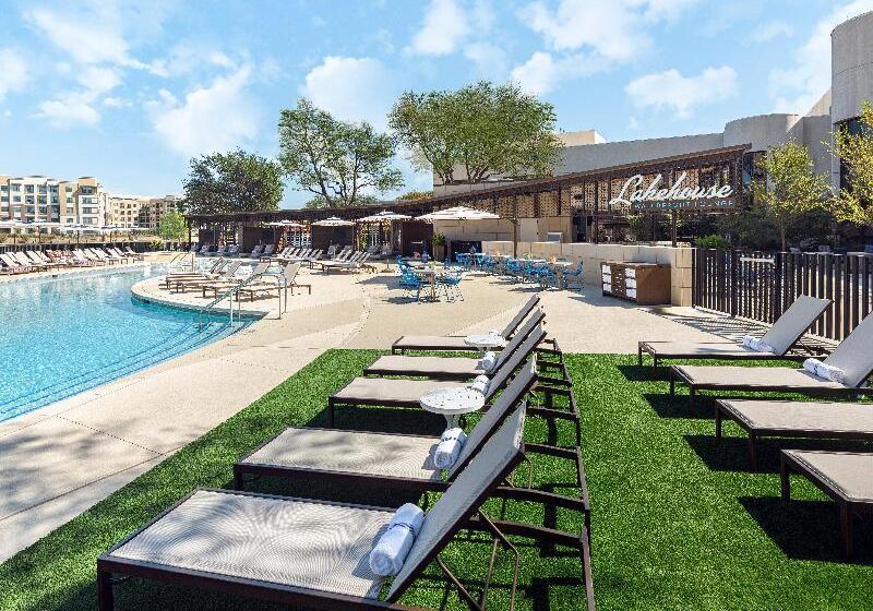 Hotelli Omni Las Colinas