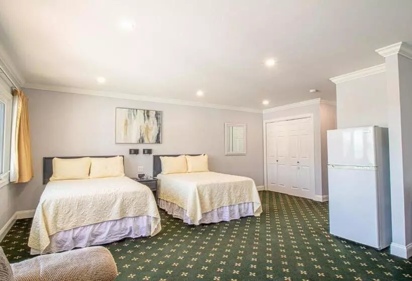 Отель The Niantic Inn