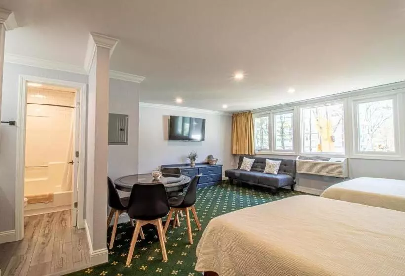 Отель The Niantic Inn