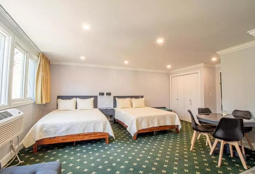 Отель The Niantic Inn