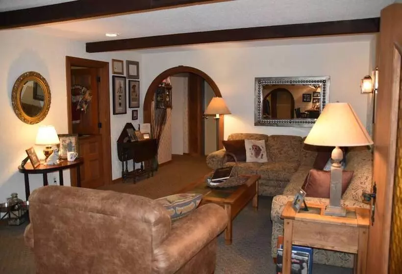 ホテル The Olympia Lodge