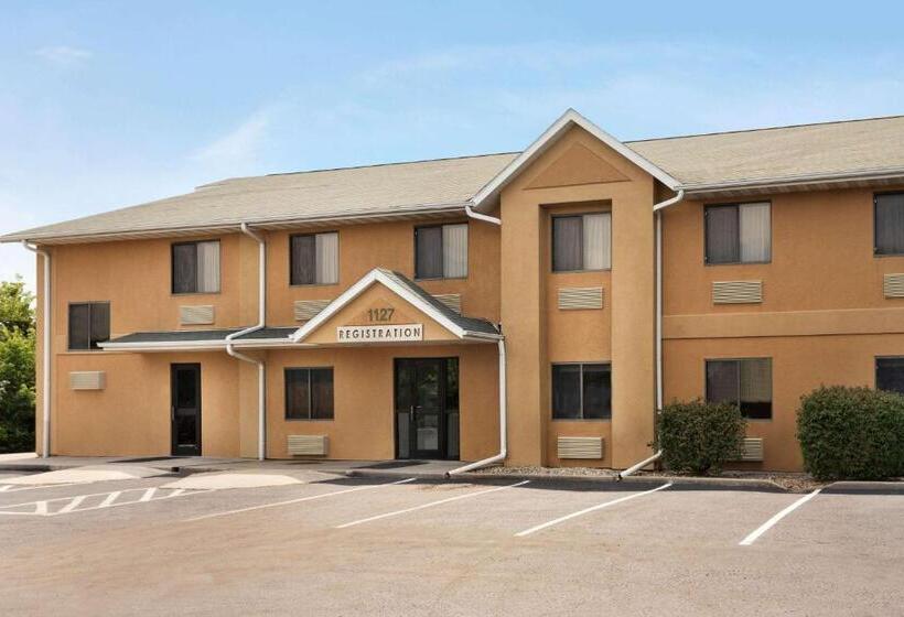 호텔 Travelodge By Wyndham Marysville