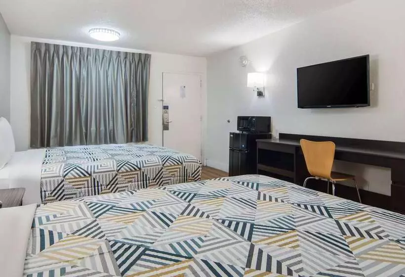 Motel 6addison, Tx Dallas