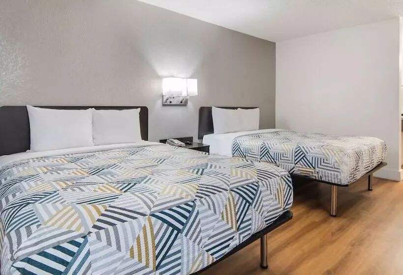 Motel 6addison, Tx Dallas