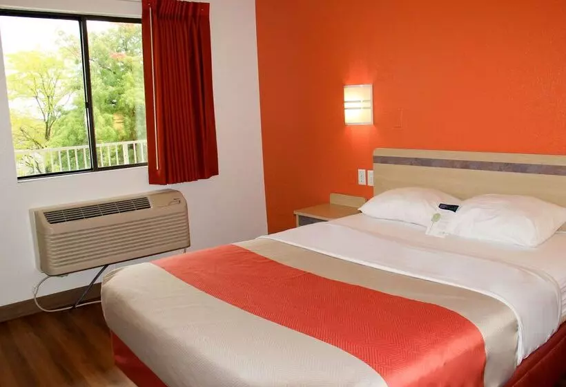 Motel 6enfield, Ct  Hartford