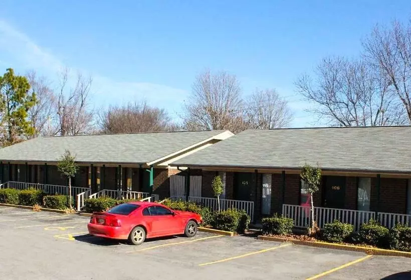 Motel Oakhill Inn And Suites