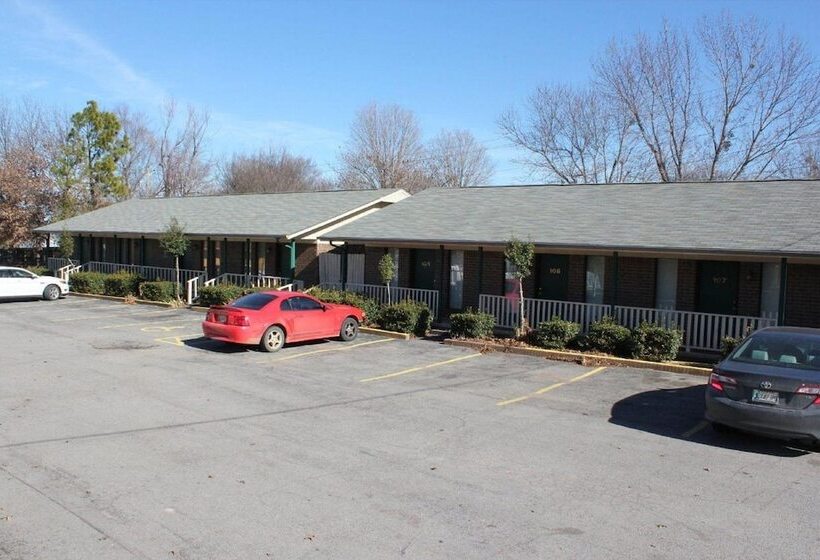 Motel Oakhill Inn And Suites