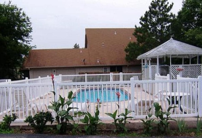 Motel Oakhill Inn And Suites