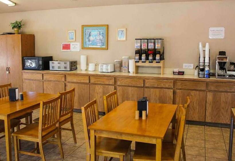 Motel Oakhill Inn And Suites