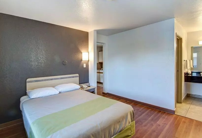 فندق على الطريق Studio 6 Grand Prairie, Tx