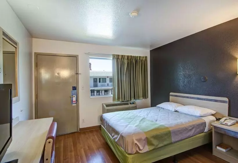 فندق على الطريق Studio 6 Grand Prairie, Tx