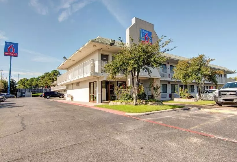 فندق على الطريق Studio 6 Grand Prairie, Tx