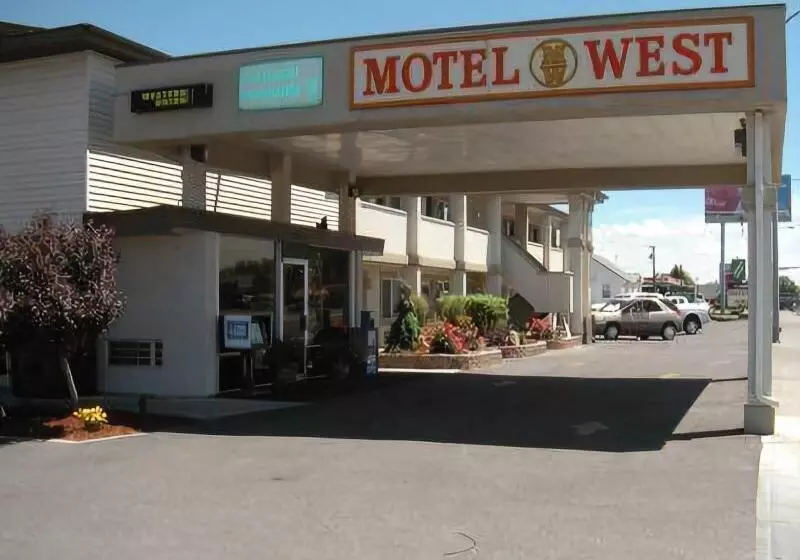 Motel West